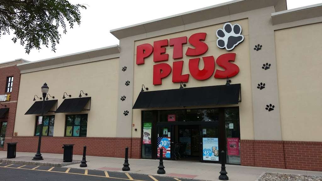 Pets Plus - Lansdale | 555 S Broad St, Lansdale, PA 19446, USA | Phone: (215) 362-3178