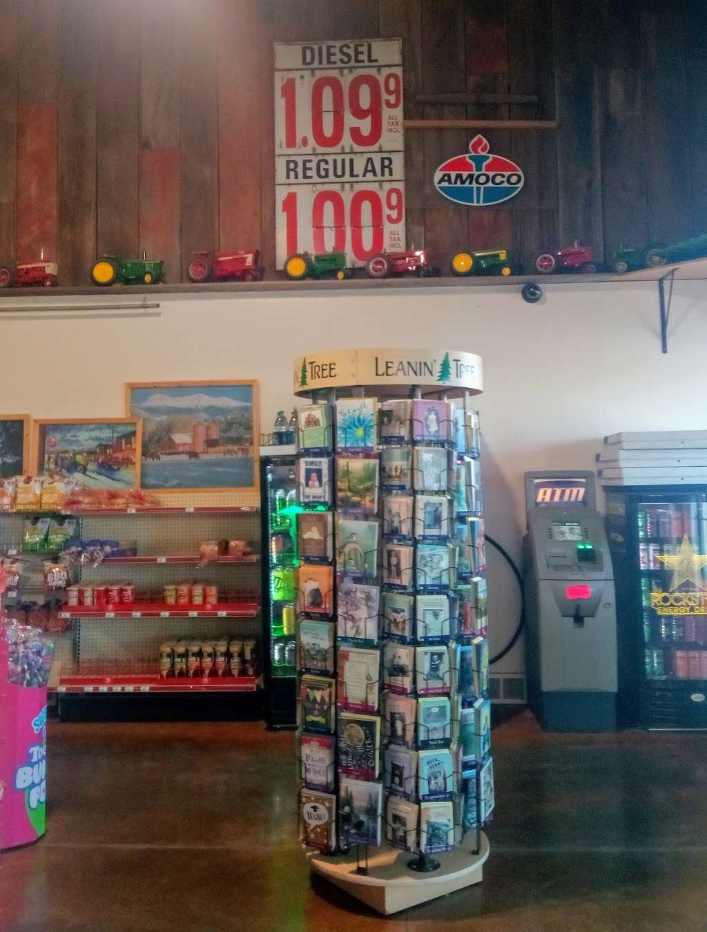 Hilltop Market | 21315 Easton Rd, Easton, KS 66020, USA | Phone: (913) 773-5710