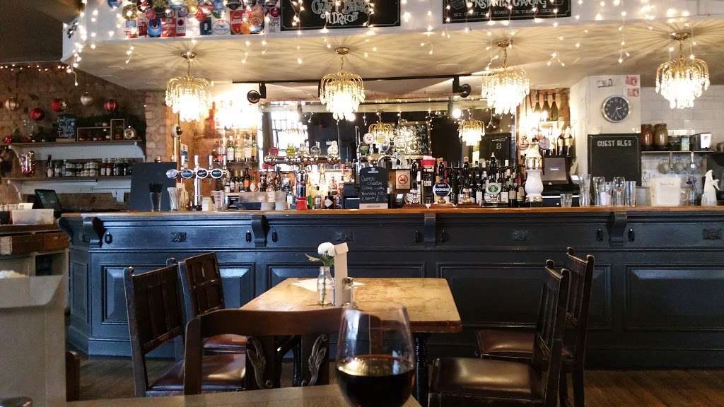 The Maid Of Muswell | 121 Alexandra Park Rd, London N10 2DP, UK | Phone: 020 8883 4971