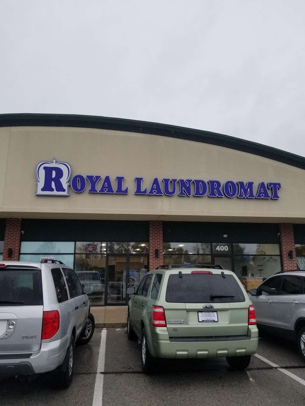 Royal Laundromat 6621 W Broadway 400, McCordsville, IN 46055, USA