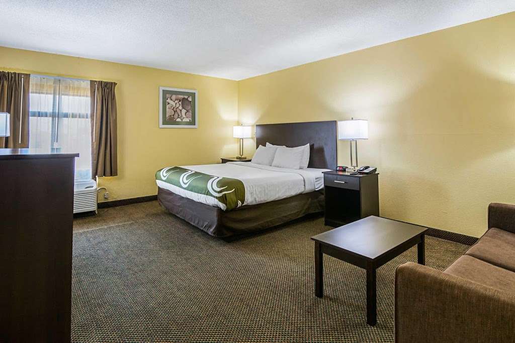 Quality Inn & Suites Greensburg I-74 | 2211 IN-3, Greensburg, IN 47240, USA | Phone: (812) 663-9998