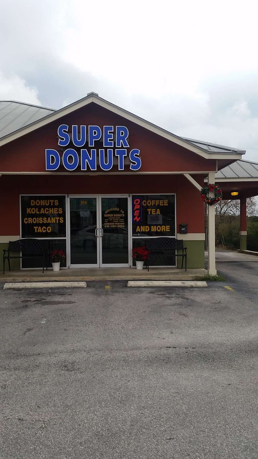 Grand Donuts | 21920 Bulverde Rd, San Antonio, TX 78259 | Phone: (210) 481-2002