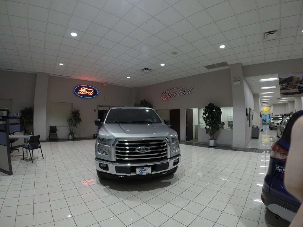 Buss Ford Lincoln | 111 State Rte 31, McHenry, IL 60050 | Phone: (815) 385-2000