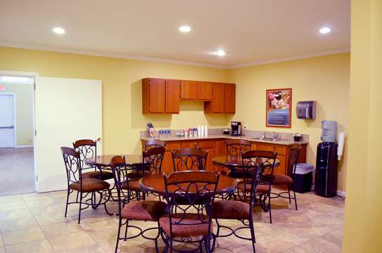 Perez Family Funeral Home | 600 Central Ave, Fillmore, CA 93015, United States | Phone: (805) 524-0439