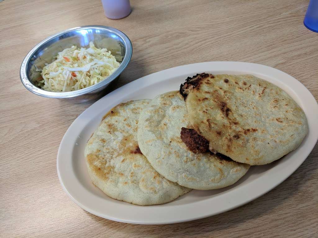 Las Pupusas Restaurant | 1540 W Sunset Rd, Henderson, NV 89014, USA | Phone: (702) 450-0600