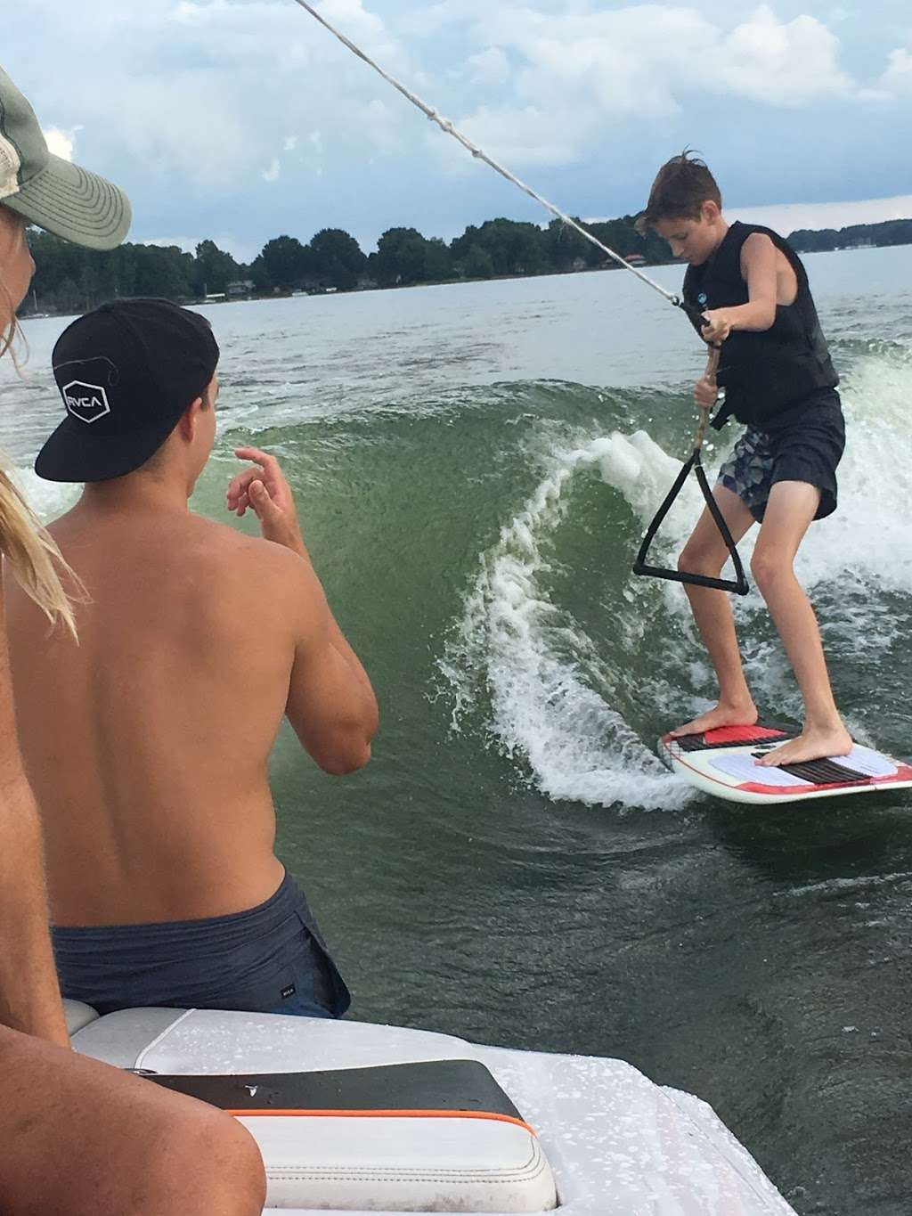 Ride LKN Wake & Surf School | 114 Bowfin Cir, Mooresville, NC 28117, USA | Phone: (336) 848-2996