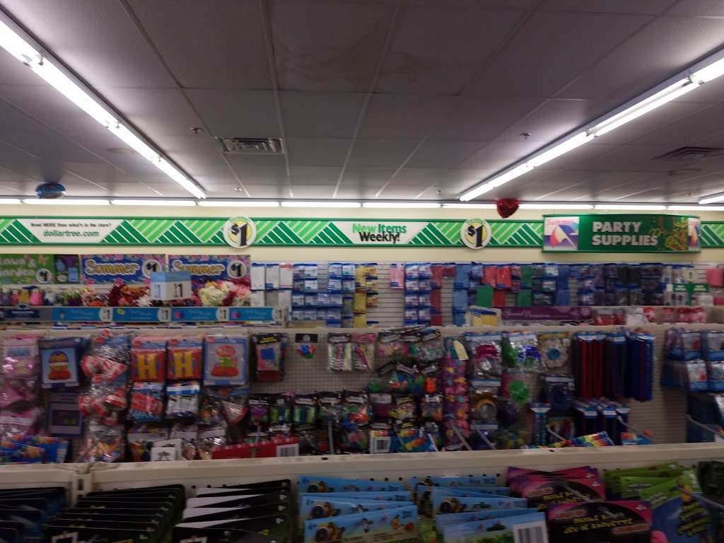 Dollar Tree | 1716 W Newport Pike, Newport, DE 19804 | Phone: (302) 304-7969