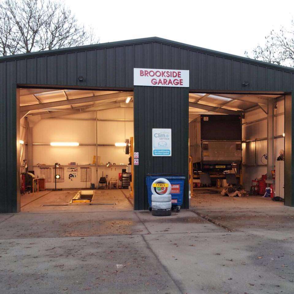 Brookside Garage | Gravel Ln, Chigwell IG7 6DQ, UK | Phone: 020 8500 3136