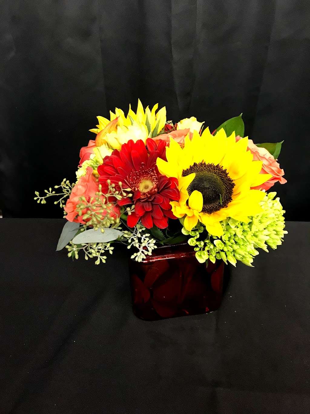 Boston Flower Market North Reading | 327 Main Street, North Reading, MA 01864, USA | Phone: (978) 664-5774