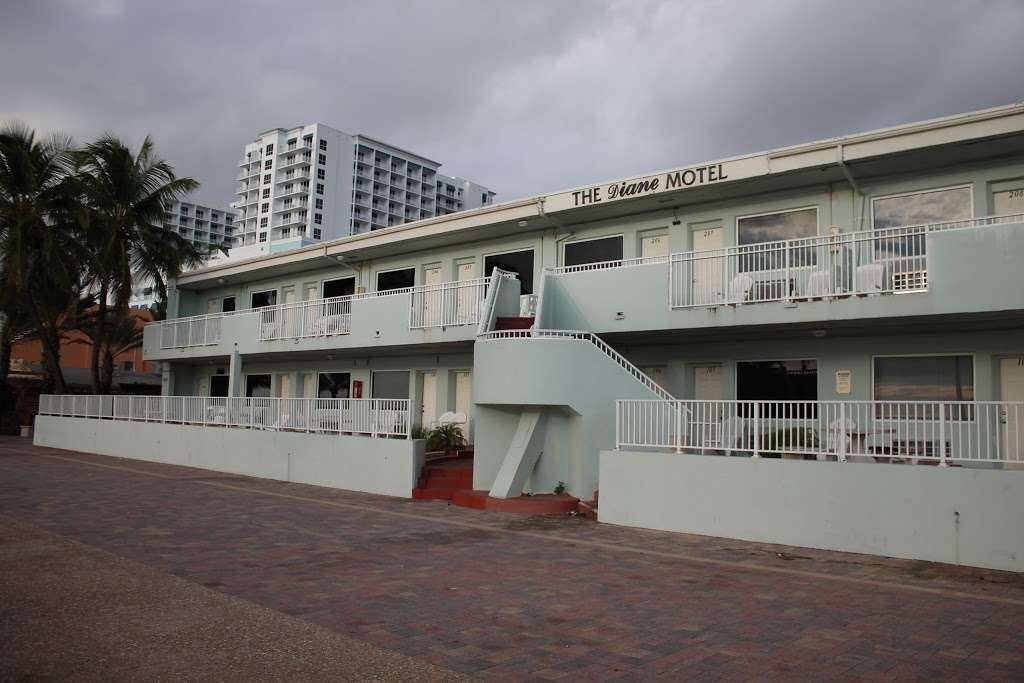 The Diane Motel: (Make-Over : Renovating) Motels in Hollywood, F | 3333, 1300 N Broadwalk, Hollywood, FL 33019, USA | Phone: (954) 927-9236