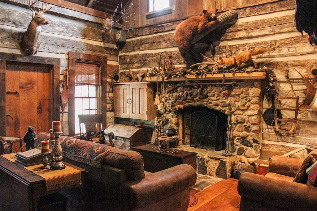 Stone Cabin Inn | 1765 W Blubaugh Ave, Thorntown, IN 46071 | Phone: (765) 325-2418