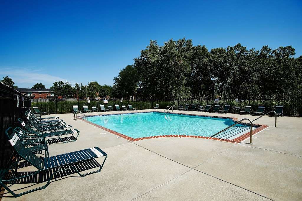 Ashton Pointe Apartments in Indianapolis | 42 N Lawndale Ave, Indianapolis, IN 46224, USA | Phone: (317) 494-7244