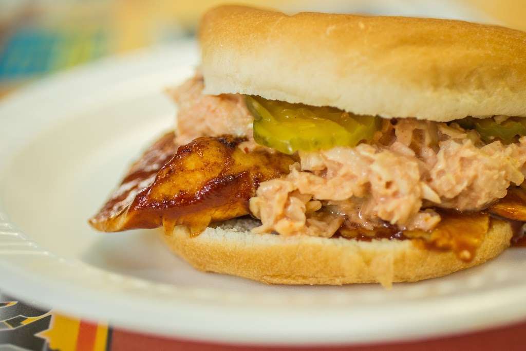 Brightstar Drive In Grill | 205 Madora St, Mt Holly, NC 28120, USA | Phone: (704) 827-0212
