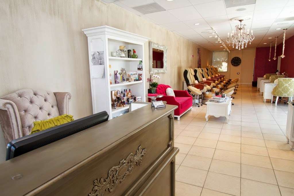 French Tip Nail Salon | 1010 N Glendale Ave # 108, Glendale, CA 91206 | Phone: (818) 956-9006