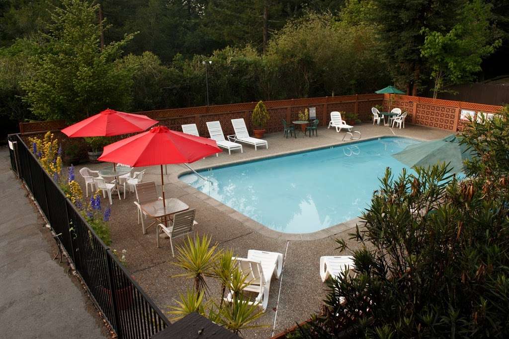 Occidental Lodge | 3610 Bohemian Hwy, Occidental, CA 95465 | Phone: (707) 874-3623