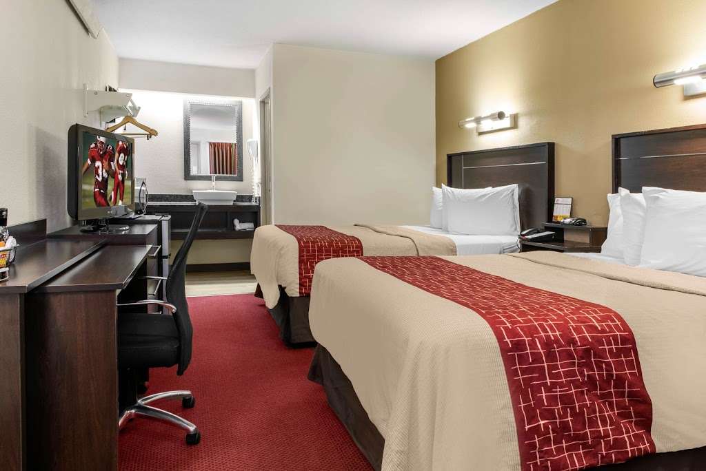 Red Roof Inn Lafayette - Purdue University | 4201 South St, Lafayette, IN 47905 | Phone: (765) 448-4671