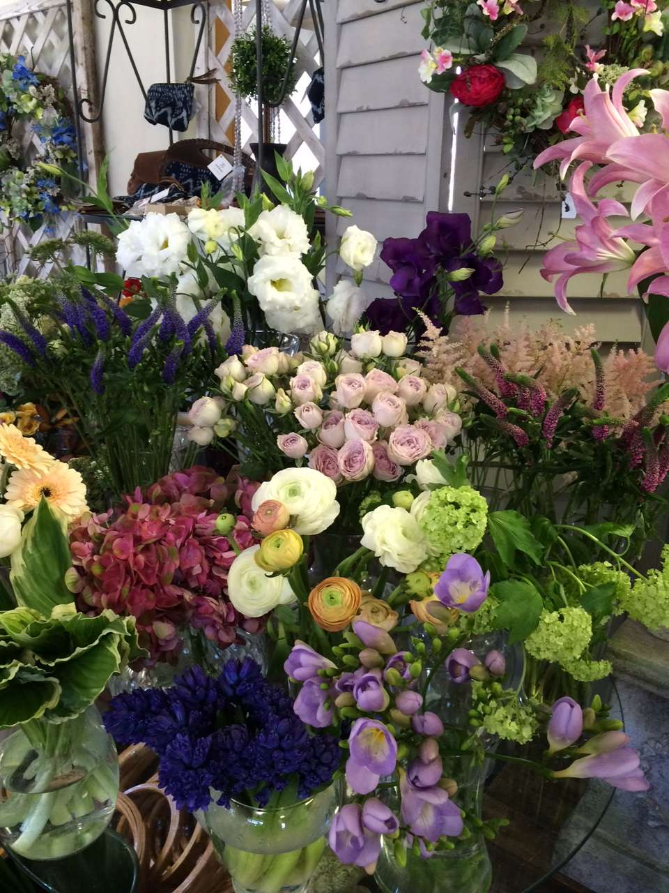 Jan Lorrey Flowers | 190 State St, Newburyport, MA 01950, USA | Phone: (978) 270-5544