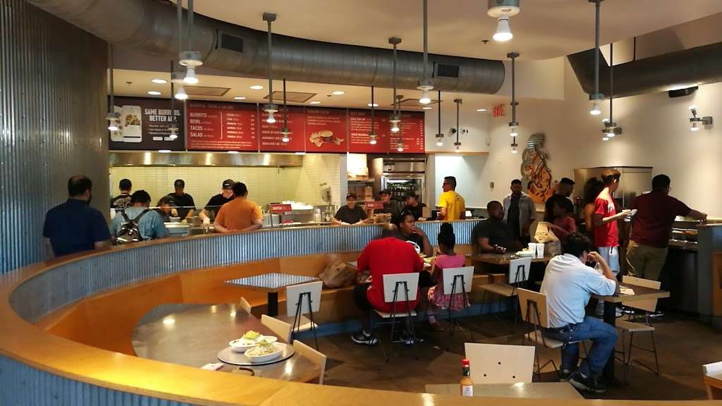 Chipotle Mexican Grill | 564 N Frederick Ave, Gaithersburg, MD 20877, USA | Phone: (240) 632-1228