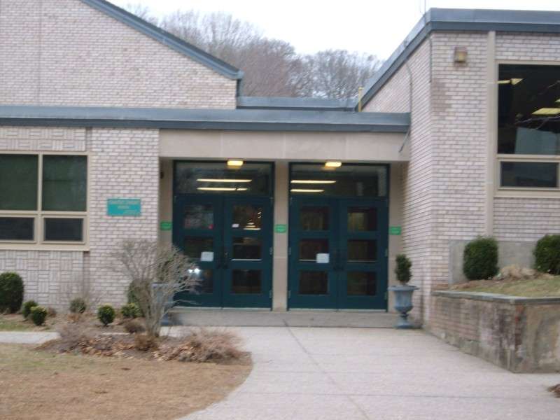 Timothy Dwight Elementary School | 1600 Redding Rd, Fairfield, CT 06824, USA | Phone: (203) 255-8312
