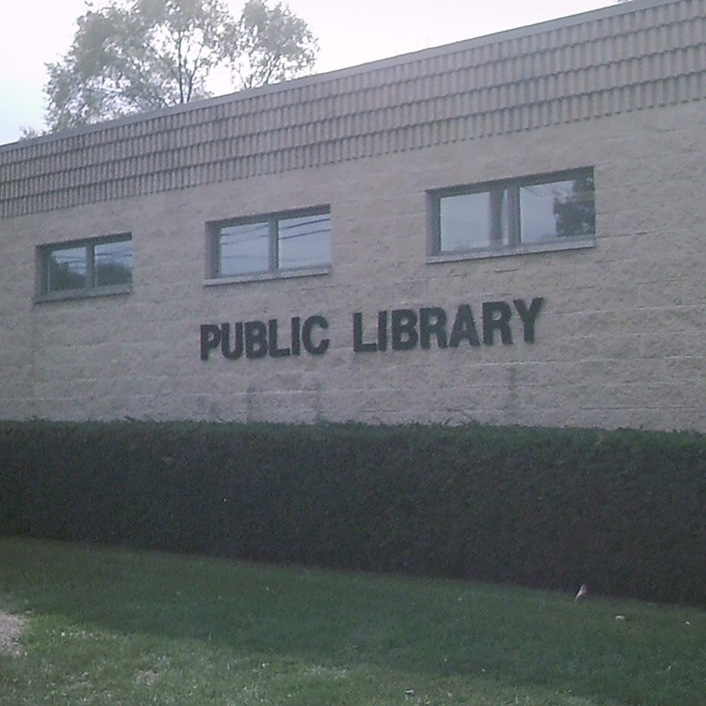 River East Public Library | 813 W, IL-120, McHenry, IL 60051, USA | Phone: (815) 385-6303