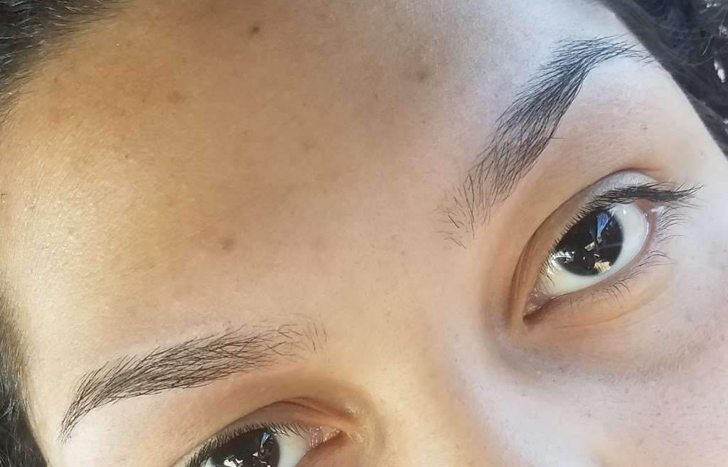 Star Eyebrows by Lisa | 229 N Stephanie St, Henderson, NV 89074 | Phone: (702) 258-2769