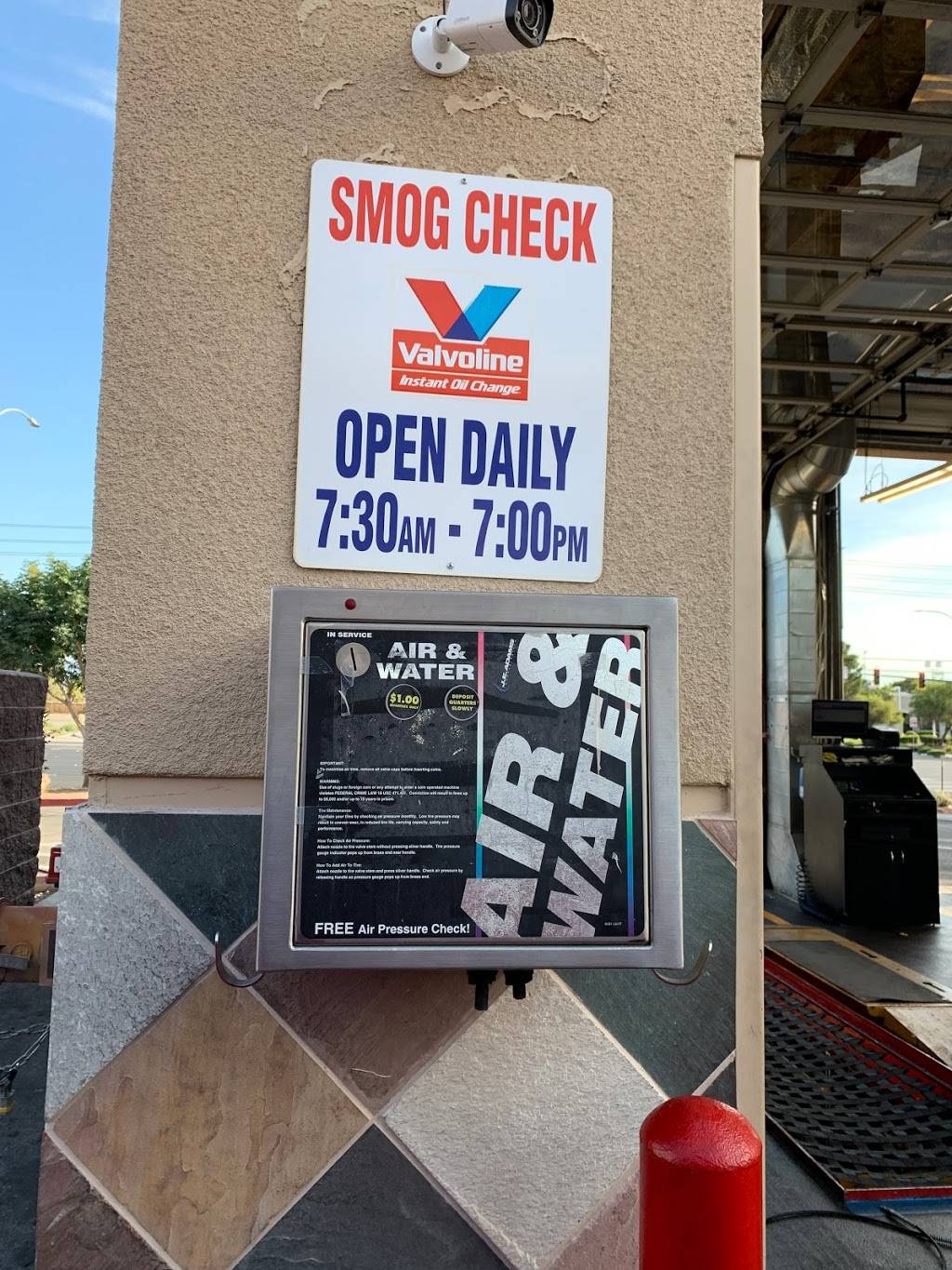 Valvoline Instant Oil Change | 4305 W Craig Rd, North Las Vegas, NV 89032, USA | Phone: (702) 395-3219