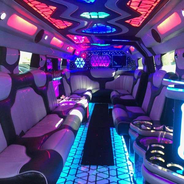 Carlsbad Executive Limos | 2303 Altisma Way, Carlsbad, CA 92009, USA | Phone: (760) 440-5466