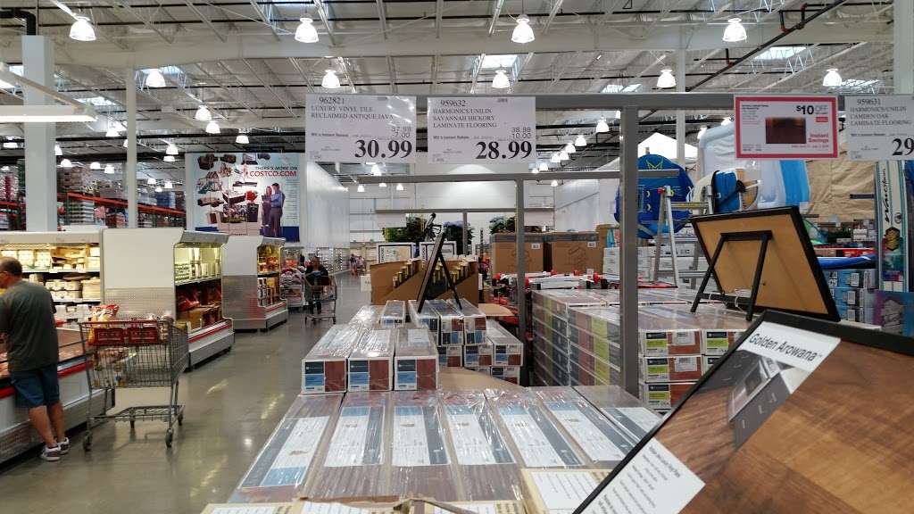 Costco Wholesale | 700 Evergreen Dr, Glen Mills, PA 19342, USA | Phone: (610) 387-2205