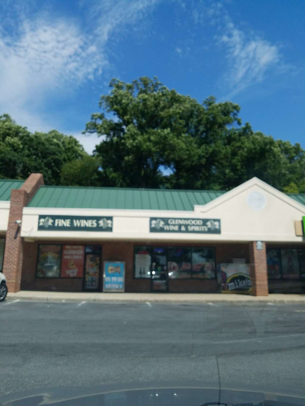 Glenwood Wine & Spirits | 2465 Route 97 suite #14, Glenwood, MD 21738, USA | Phone: (410) 489-9695