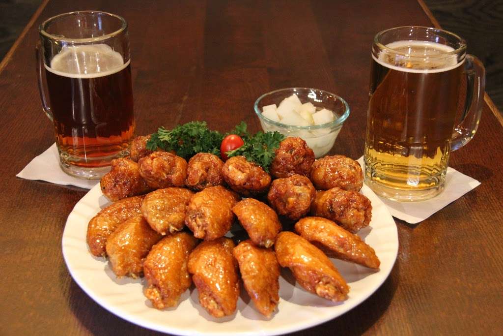 Chi Mc Chicken & Beer | 13934 Metrotech Dr, Chantilly, VA 20151, USA | Phone: (703) 263-2763