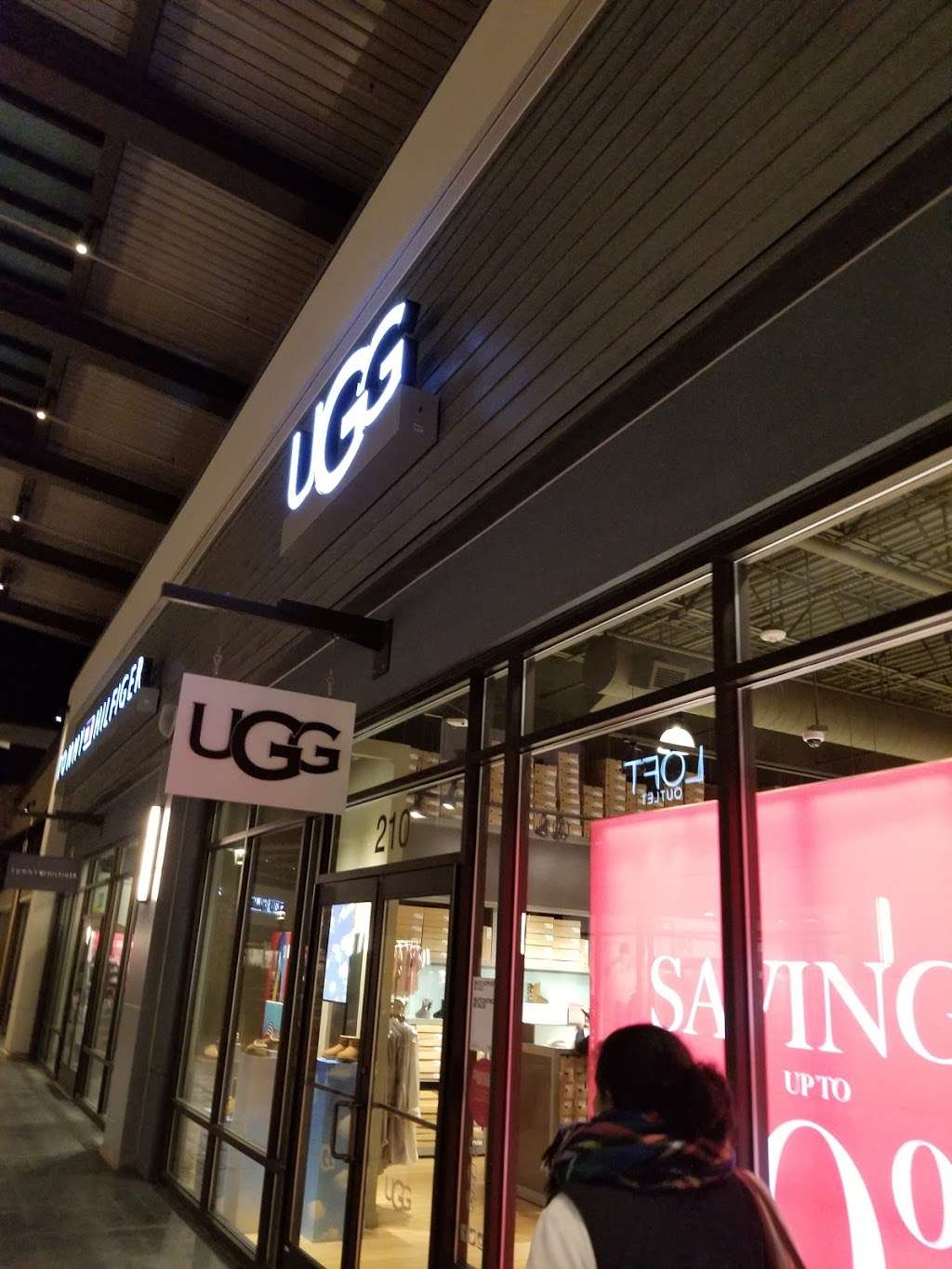 ugg store clarksburg outlets