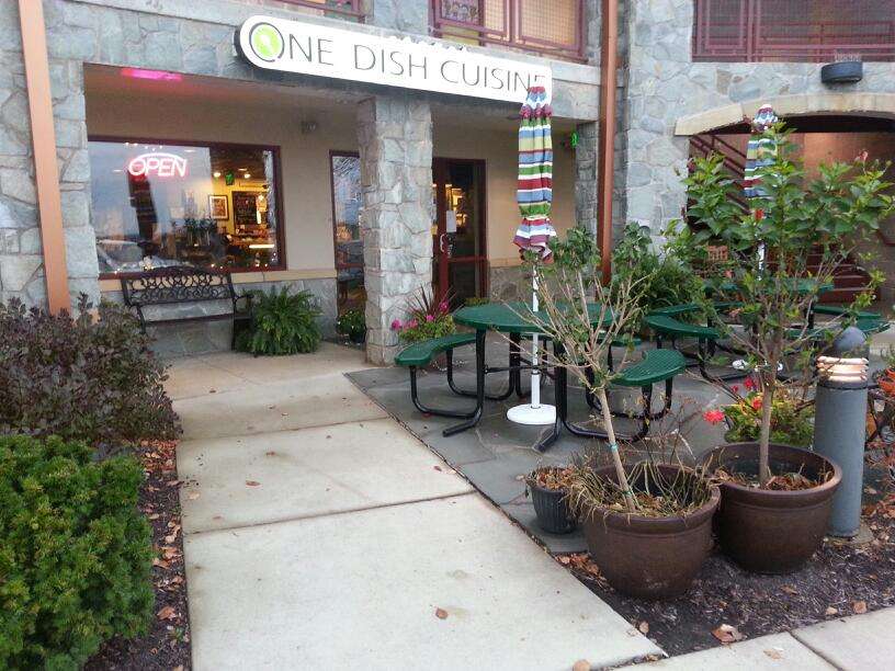 One Dish Cuisine Cafe, Deli and Bakery | Taylor Village Center, 8001 Hillsborough Rd, Ellicott City, MD 21043, USA | Phone: (443) 759-6344