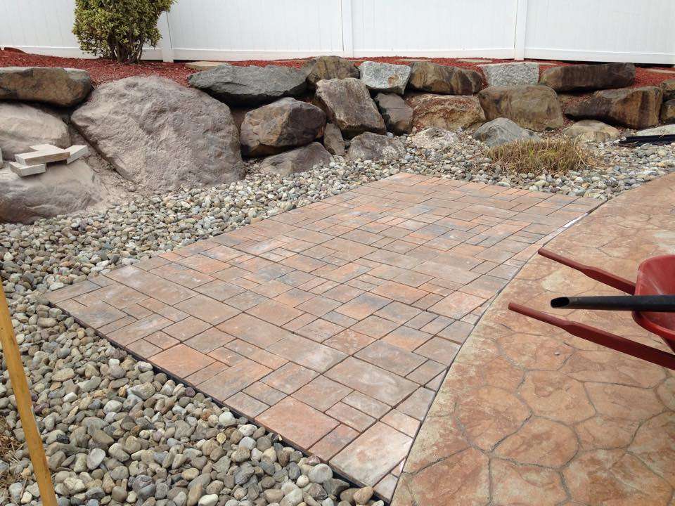 P&S Landscaping and Snowplowing | 343 River Rd, East Hanover, NJ 07936, USA | Phone: (973) 985-2984