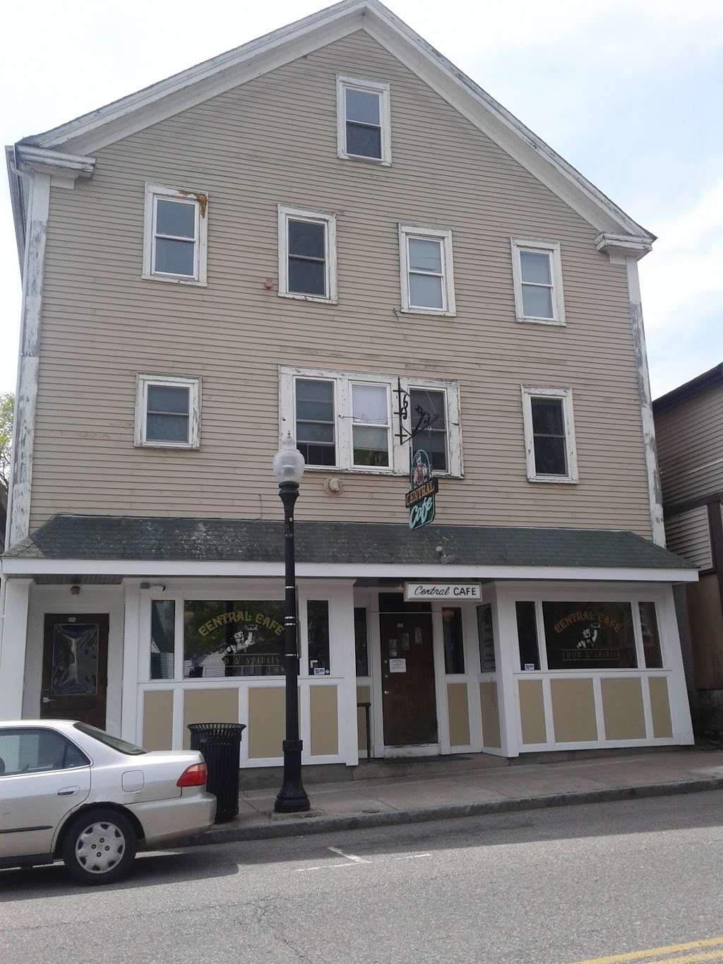 Central Cafe | 254 Center St, Middleborough, MA 02346, USA | Phone: (508) 947-9830