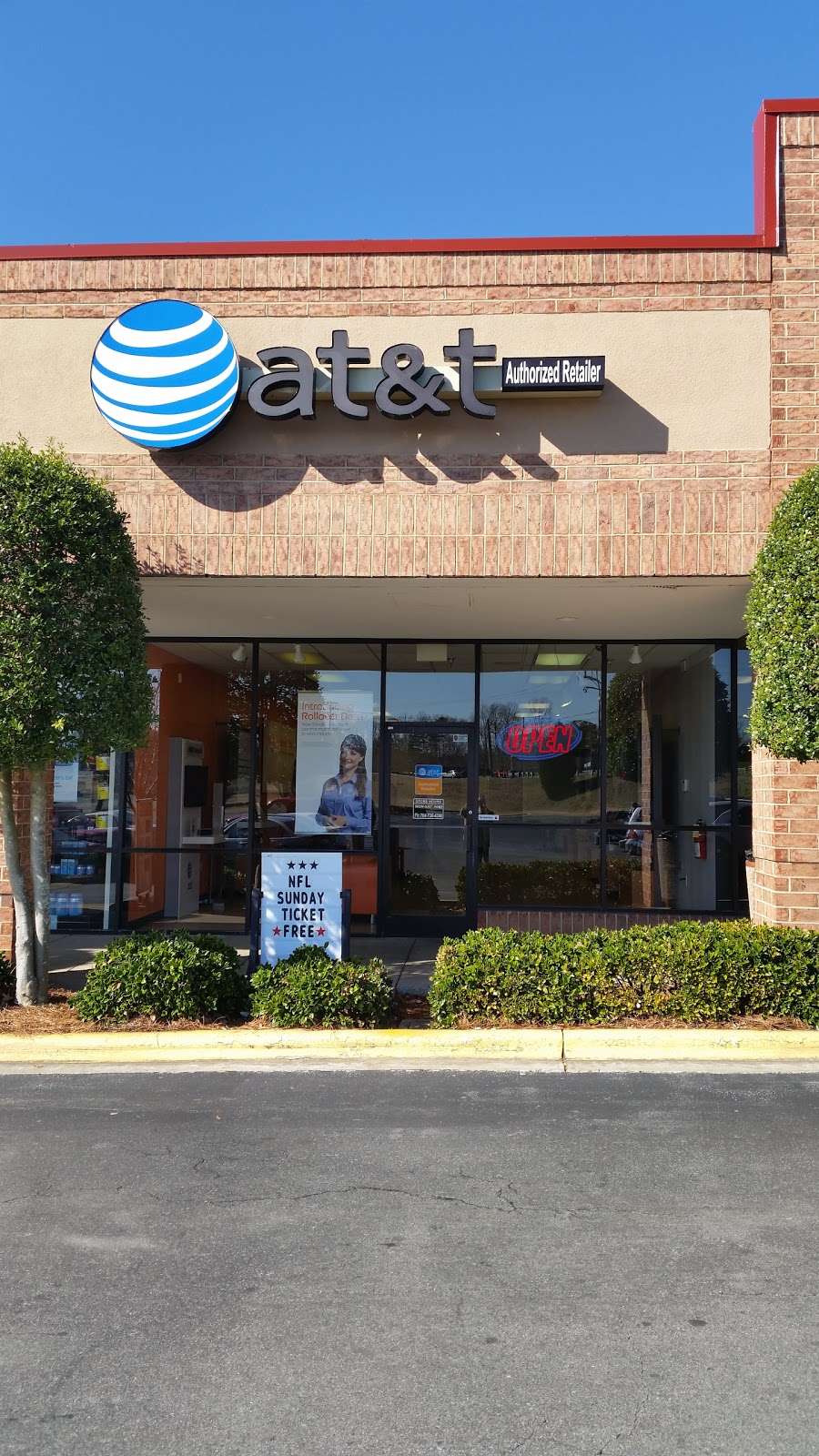 AT&T Store | 433 N Generals Blvd Suite 100, Lincolnton, NC 28092, USA | Phone: (704) 736-4300