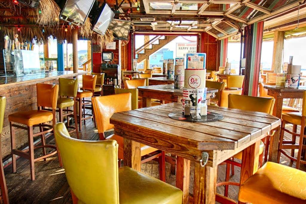 Tiki Bar | 3204 Seawall Blvd Suite B, Galveston, TX 77550, USA | Phone: (409) 621-5237