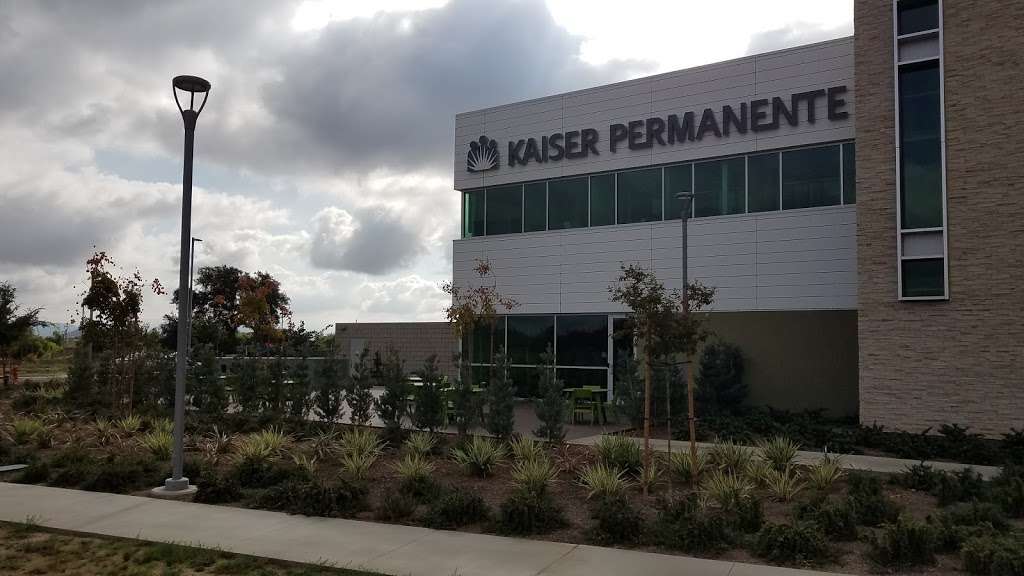 Kaiser Permanente Pharmacy | 28150 Keller Rd, Murrieta, CA 92563, USA | Phone: (855) 431-5906