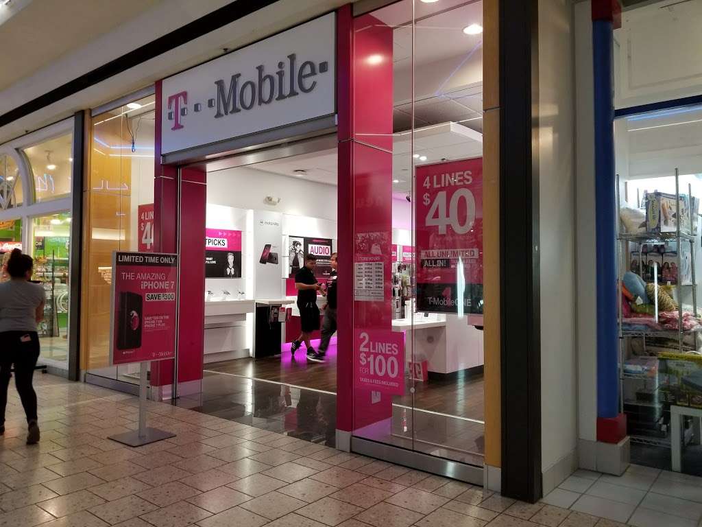 T-Mobile | 7900 Governor Ritchie Hwy Ste C213, Glen Burnie, MD 21061, USA | Phone: (410) 590-4984
