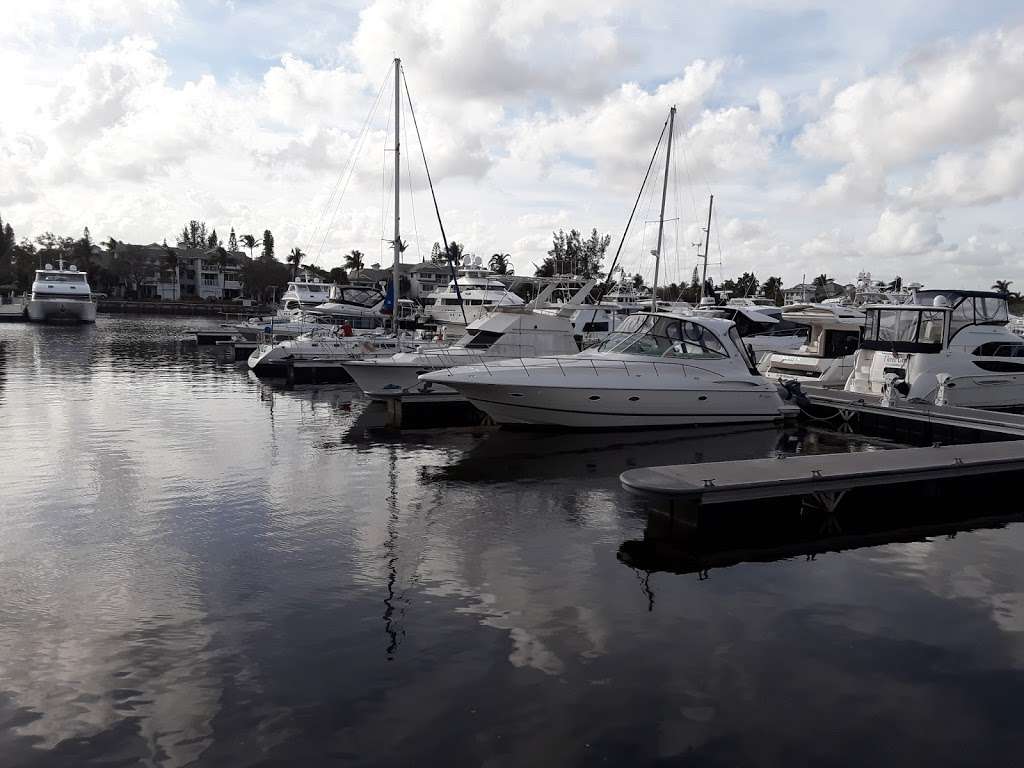 Marina Mile Yachting Center | 2200 Marina Bay Dr E, Fort Lauderdale, FL 33312, USA | Phone: (954) 583-0053