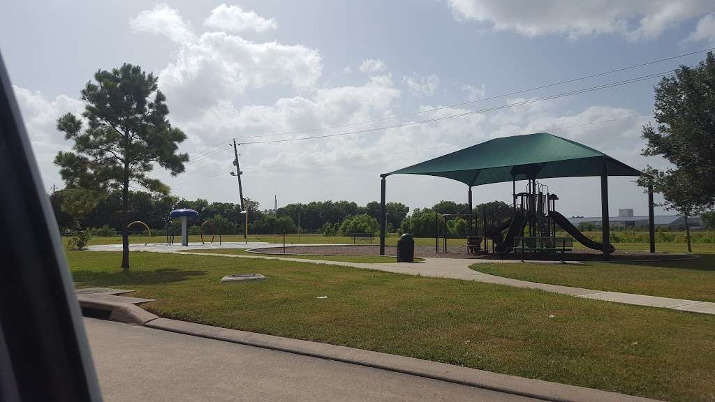 Neighborhood Park | 13214 Ridgewood Knoll Ln, Houston, TX 77047