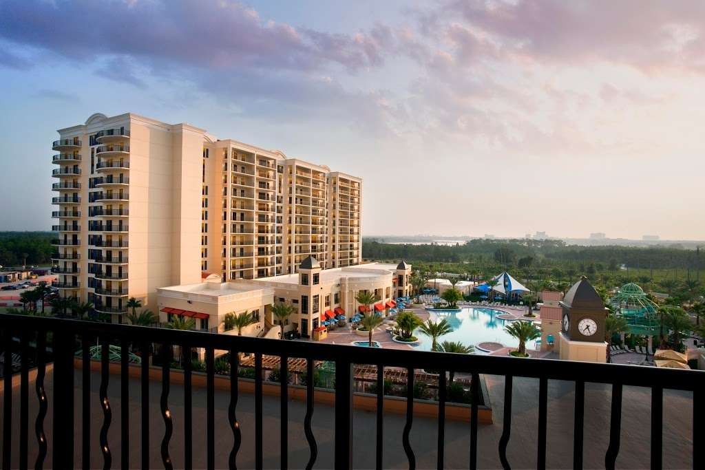 Parc Soleil by Hilton Grand Vacations | 11272 Desforges Ave, Orlando, FL 32836, USA | Phone: (407) 465-4000