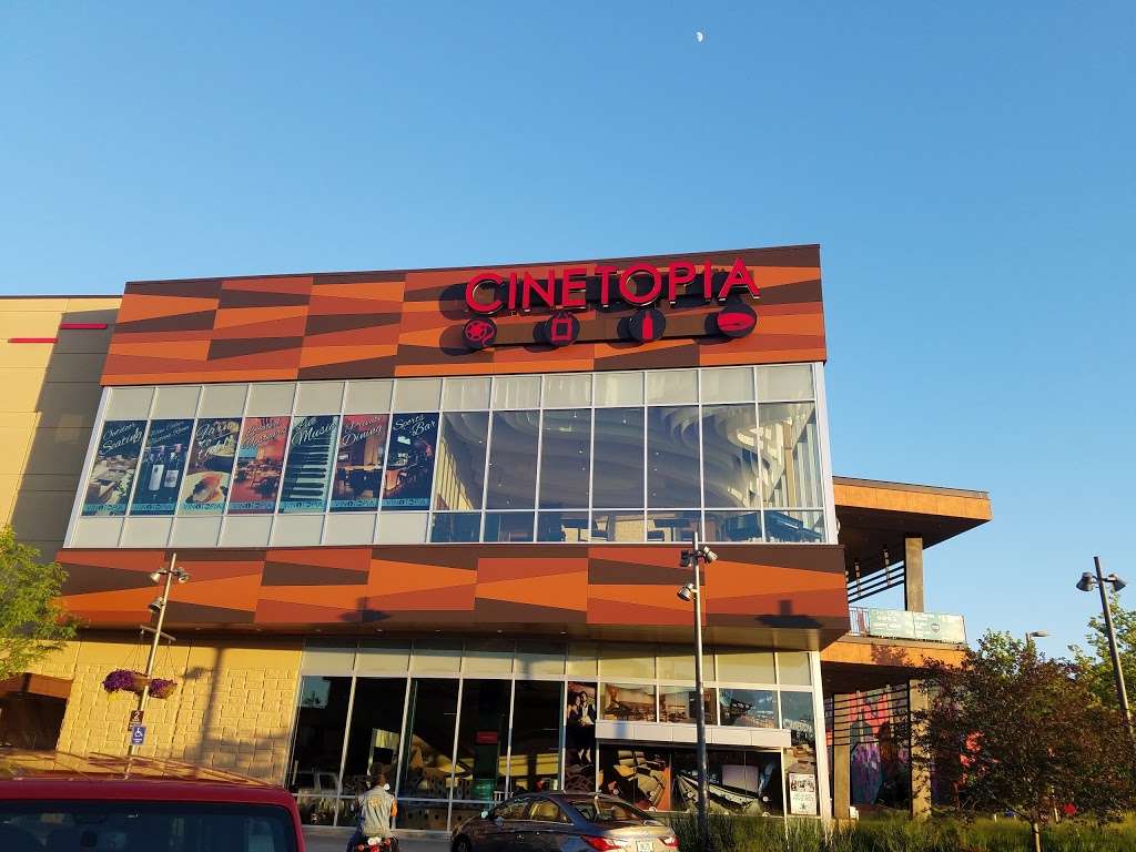 Cinetopia Overland Park 18 | 5724 W 136th Terrace, Overland Park, KS 66223, USA | Phone: (913) 402-9300