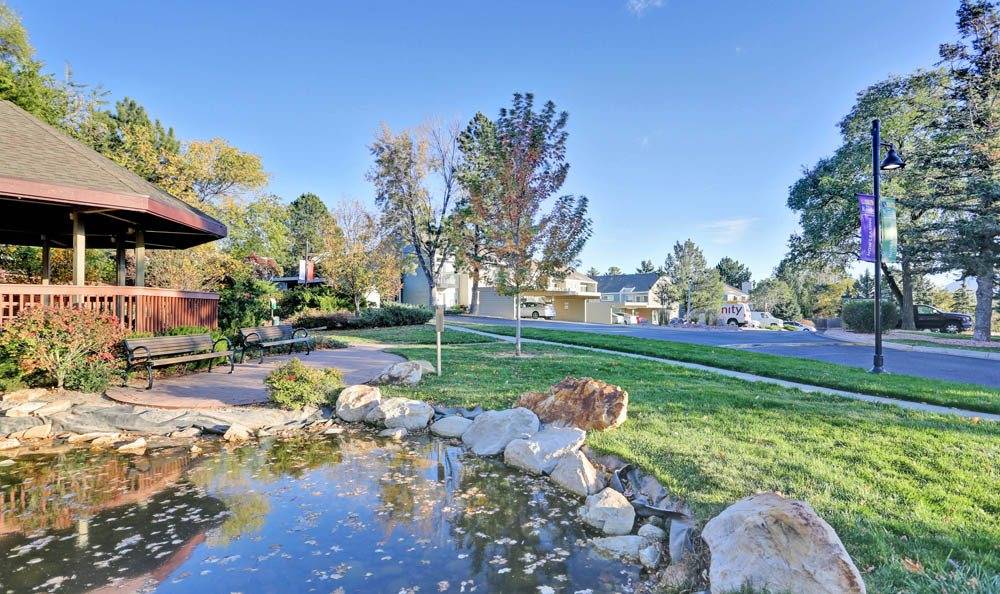 The Knolls at Sweetgrass Apartment Homes | 1510 Gatehouse Cir N, Colorado Springs, CO 80904, USA | Phone: (719) 822-2977