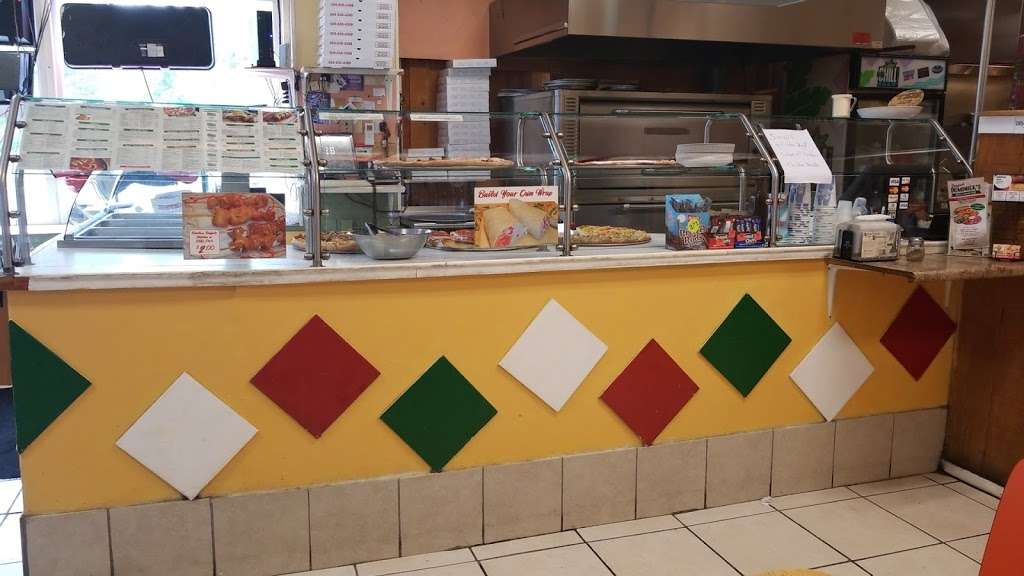 Original Dominicks Pizza | 5013, 206, Sanhican Dr, Trenton, NJ 08618, USA | Phone: (609) 656-4300