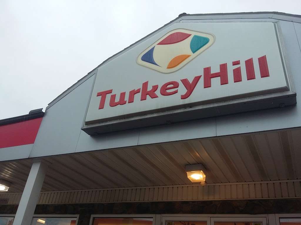 Turkey Hill Minit Market | 2000 Lincoln Hwy, Lancaster, PA 17602, USA | Phone: (717) 295-5522