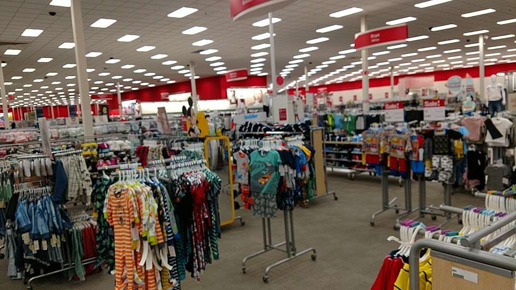 Target | 14200 E Ellsworth Ave, Aurora, CO 80012, USA | Phone: (303) 214-0114