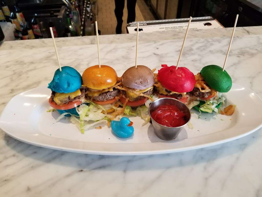 Sugar Factory Chicago-Rosemont | 5445 Park Pl, Rosemont, IL 60018, USA | Phone: (847) 233-9010