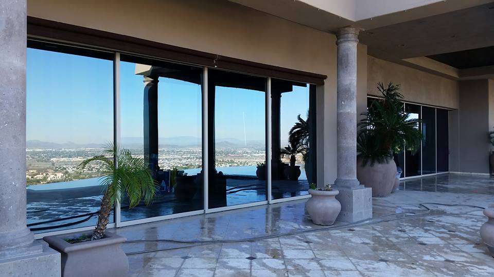 Paradise Window Cleaning | 3701 Westhaven Dr, Carlsbad, CA 92008, USA | Phone: (760) 815-2096