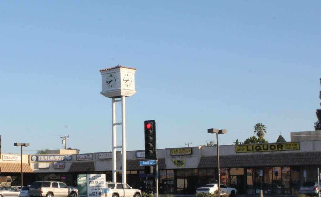 Old River Liquor | 7399 Stewart and Gray Rd, Downey, CA 90241, USA | Phone: (562) 928-8166