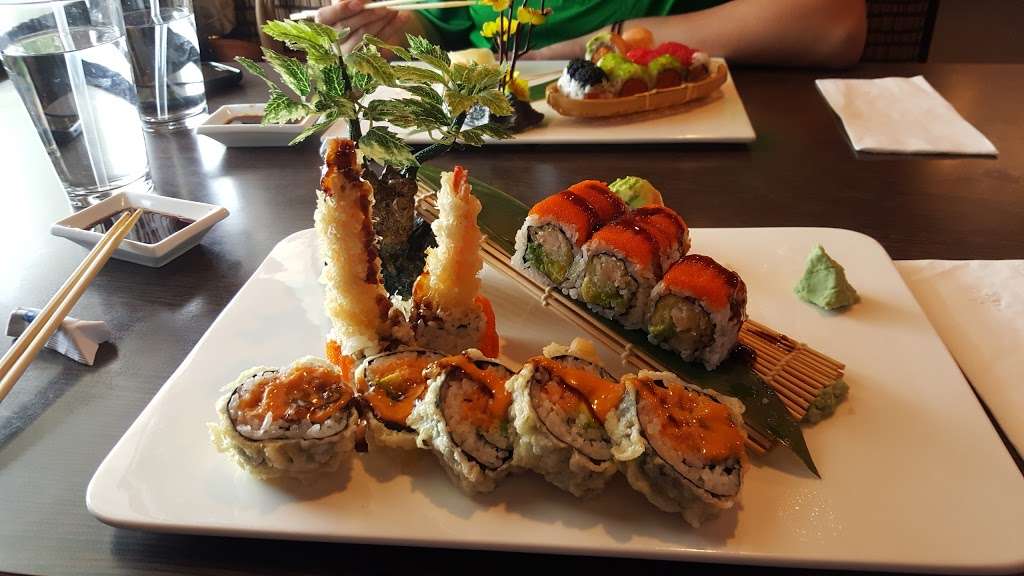 Murasaki Japanese & Thai | 475 E Uwchlan Ave, Chester Springs, PA 19425, USA | Phone: (484) 341-8362